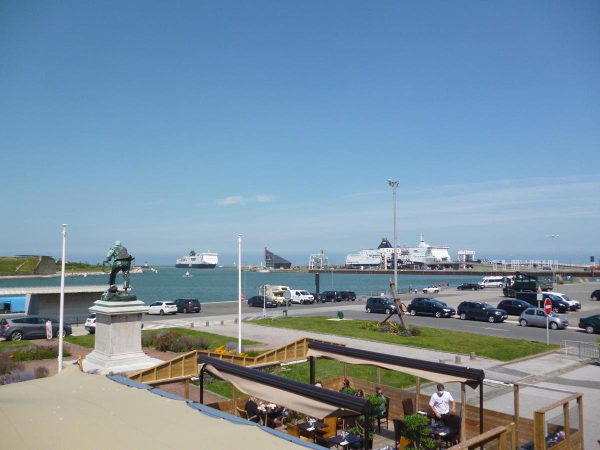 Gentlemen Appartement Au Premier Etage A 50 Metres De La Mer Sangatte Esterno foto