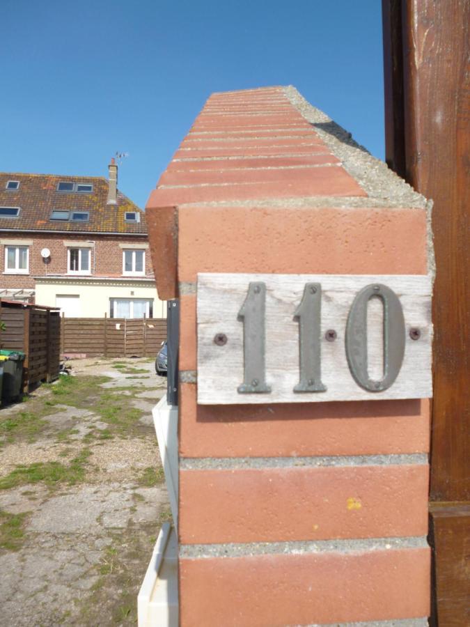 Gentlemen Appartement Au Premier Etage A 50 Metres De La Mer Sangatte Esterno foto