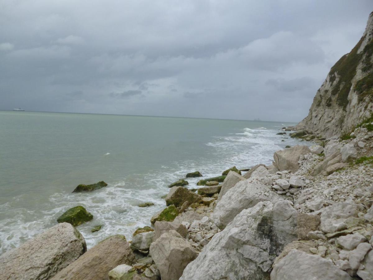 Gentlemen Appartement Au Premier Etage A 50 Metres De La Mer Sangatte Esterno foto