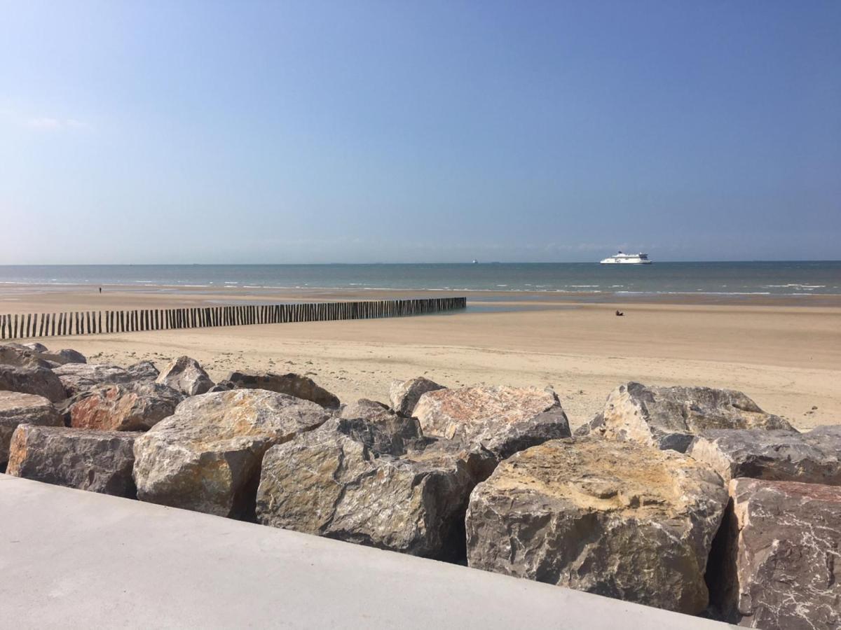 Gentlemen Appartement Au Premier Etage A 50 Metres De La Mer Sangatte Esterno foto